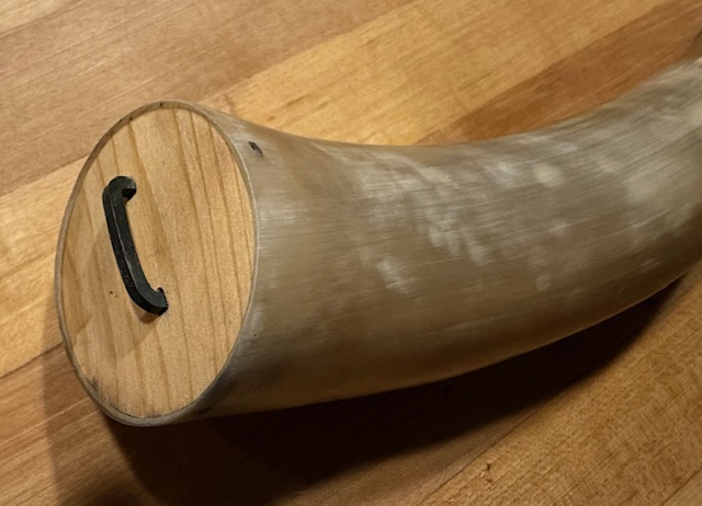 F&I Horn